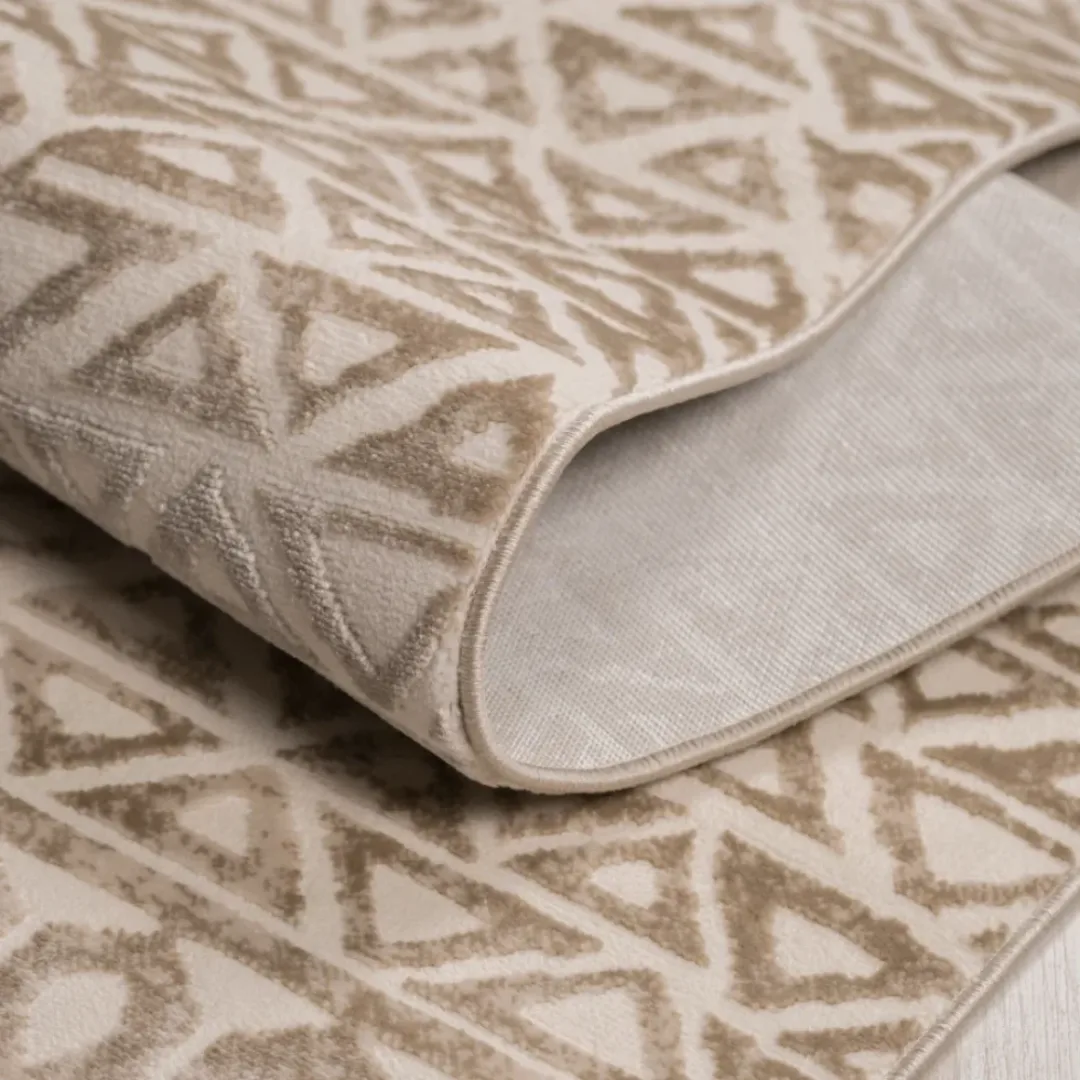 Carpets & Rugs (4)